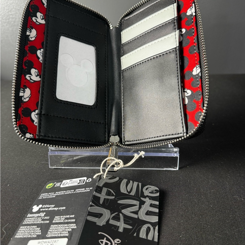 Mickey Mouse Gray Cartoon Crossbody Bag - Picture 5 of 9